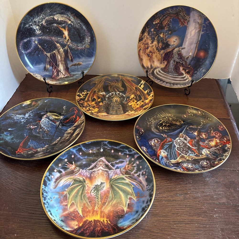 Royal Doulton The Franklin Mint Heirloom Myles Dragons & Wizards 6‎ Plates